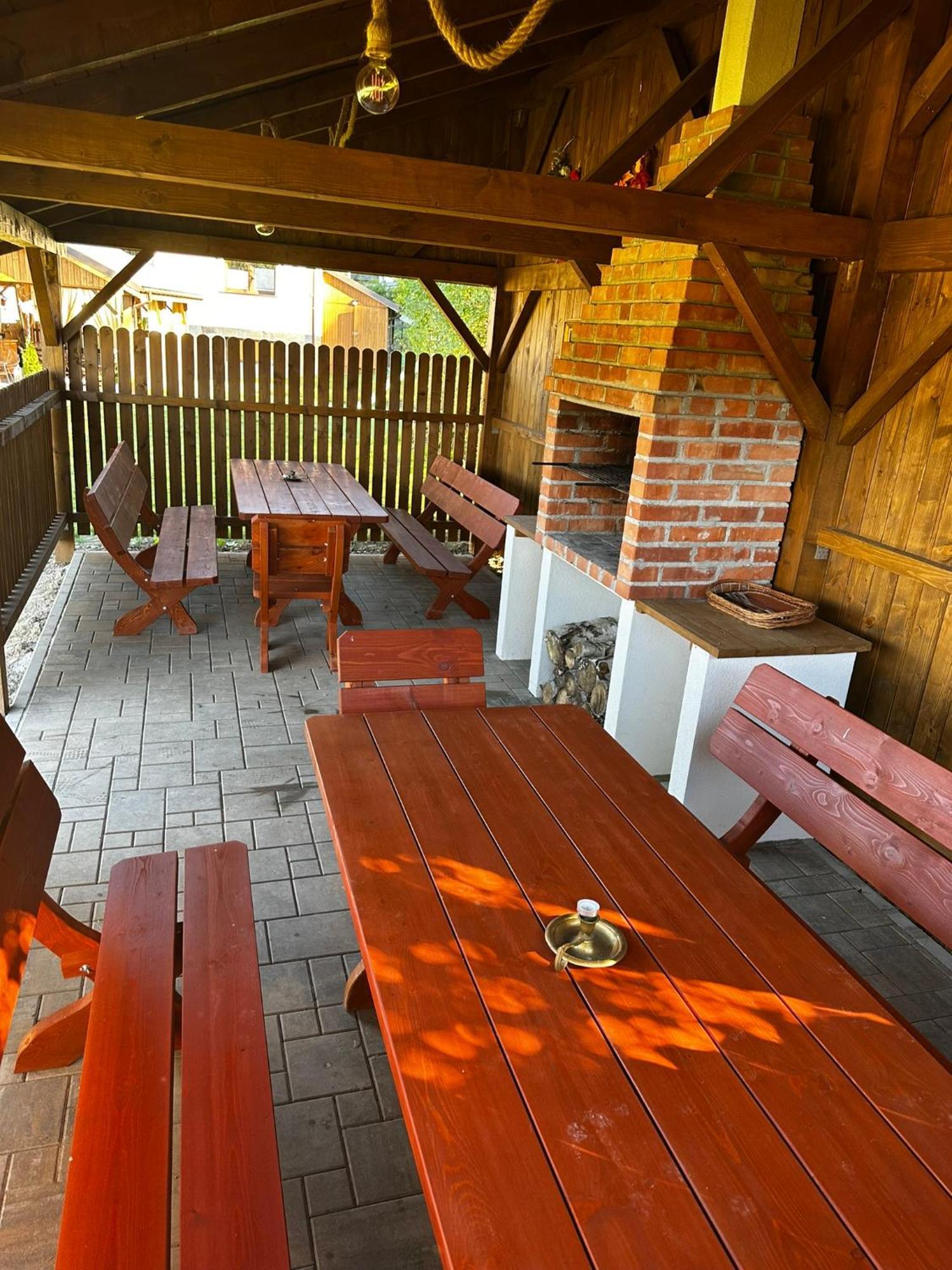 Hotel Gosciniec Stara Szkola Haluszowa Exterior foto